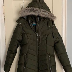 Eddie Bauer StormRepel DWR winter jacket